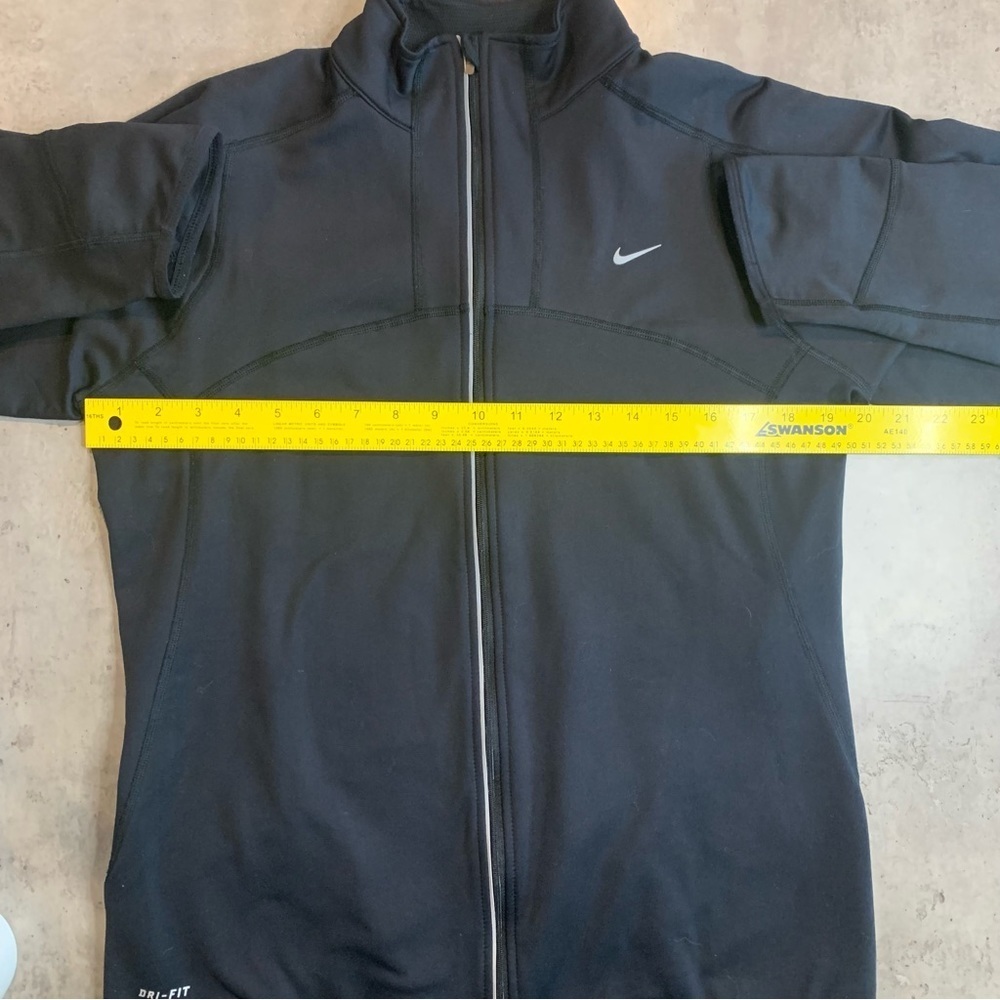 Nike Women’s Dri-Fit Reflective Running  Thermal Jacket, Size L - Picture 9 of 9